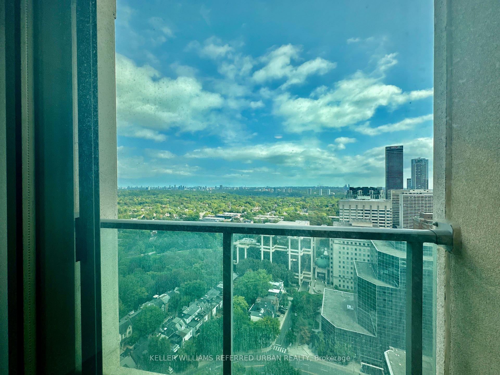 Photo 16 of Unit PH 3705, 8 Park Road, Toronto, Rosedale-Moore Park — HOMEH