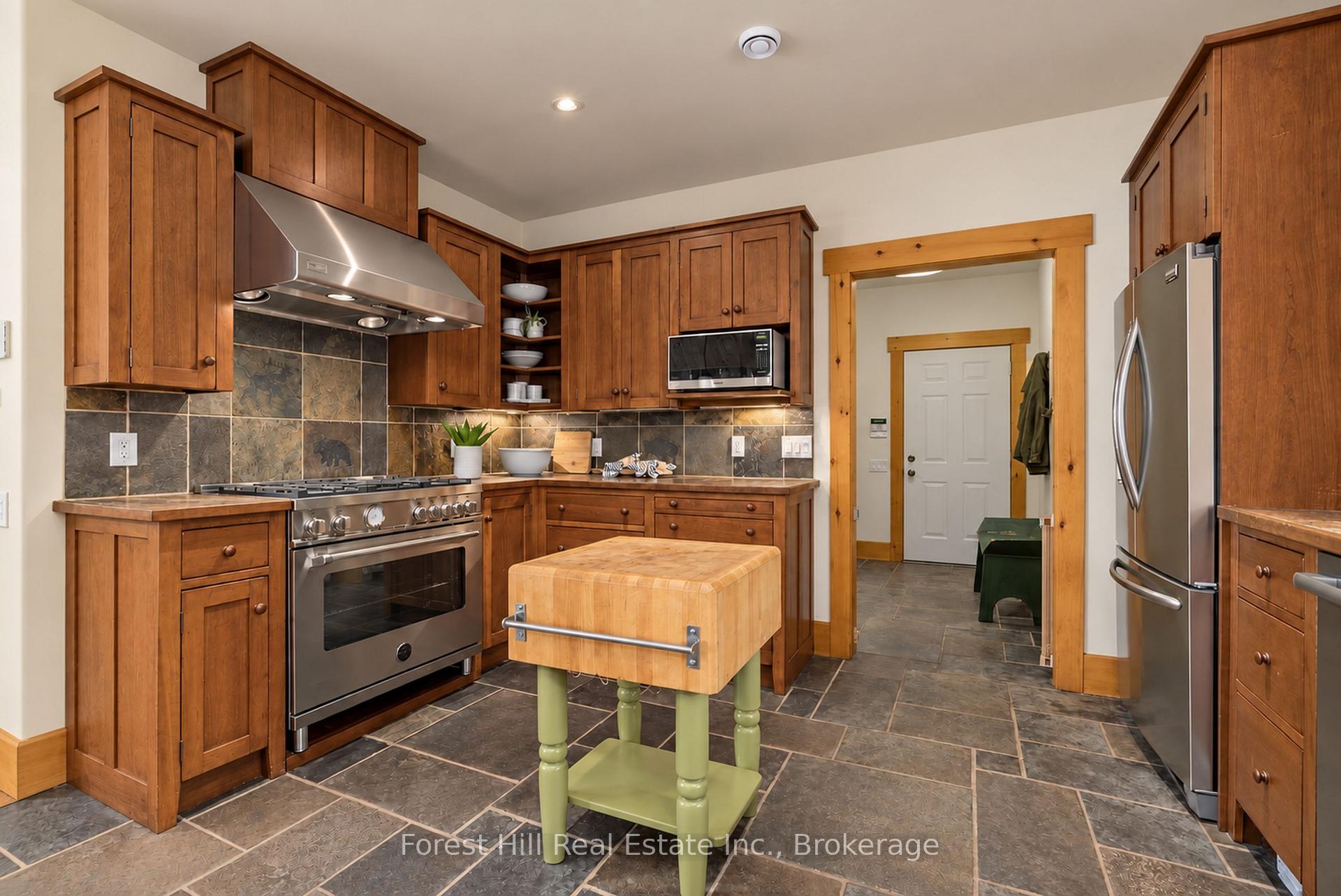 Photo 11 of 2623 Con 10 N Nottawasaga Side Road N, Clearview, Rural Clearview — HOMEH
