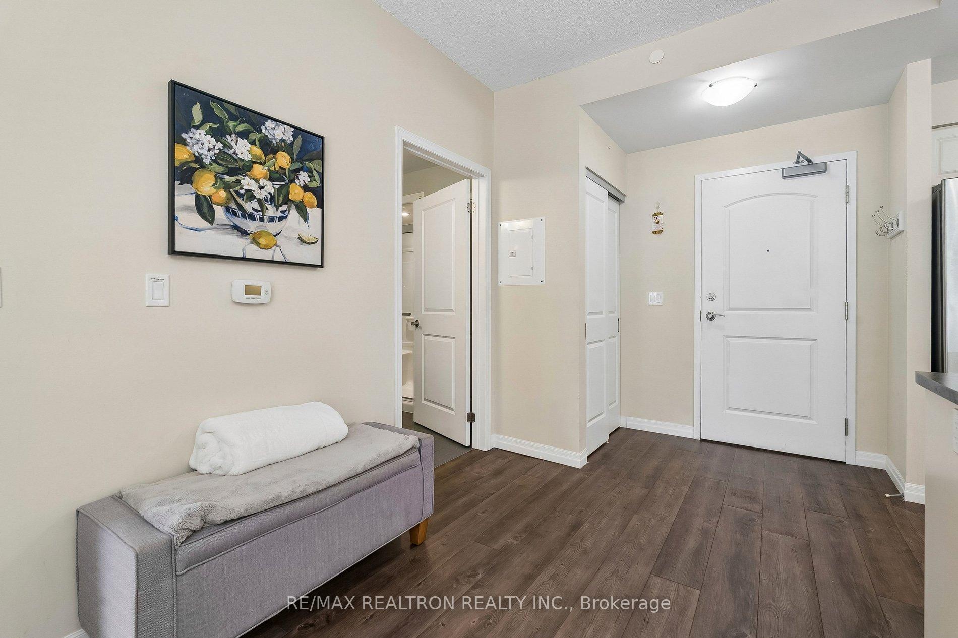 Photo 7 of Unit 208, 400 William Graham Road, Aurora, Rural Aurora — HOMEH