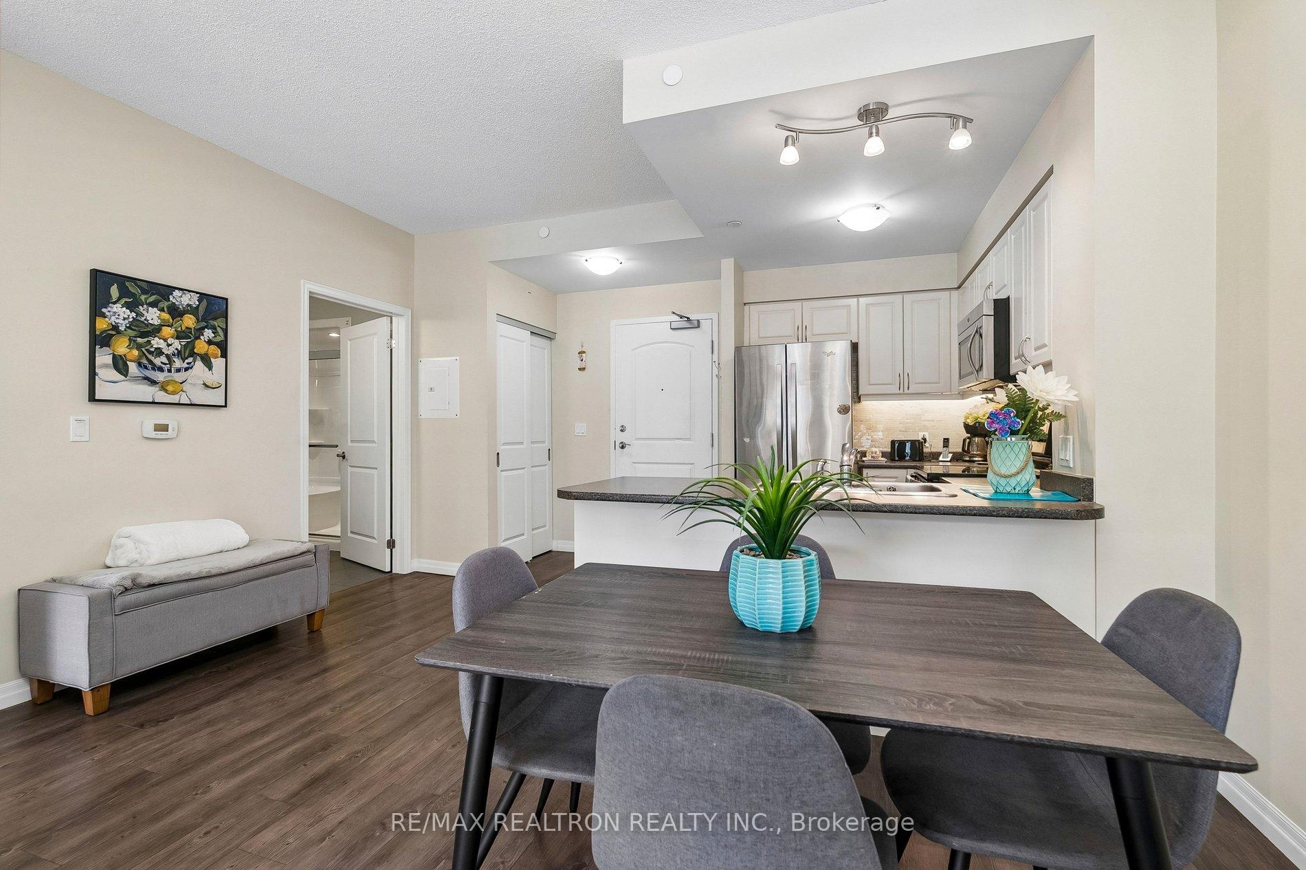 Photo 11 of Unit 208, 400 William Graham Road, Aurora, Rural Aurora — HOMEH