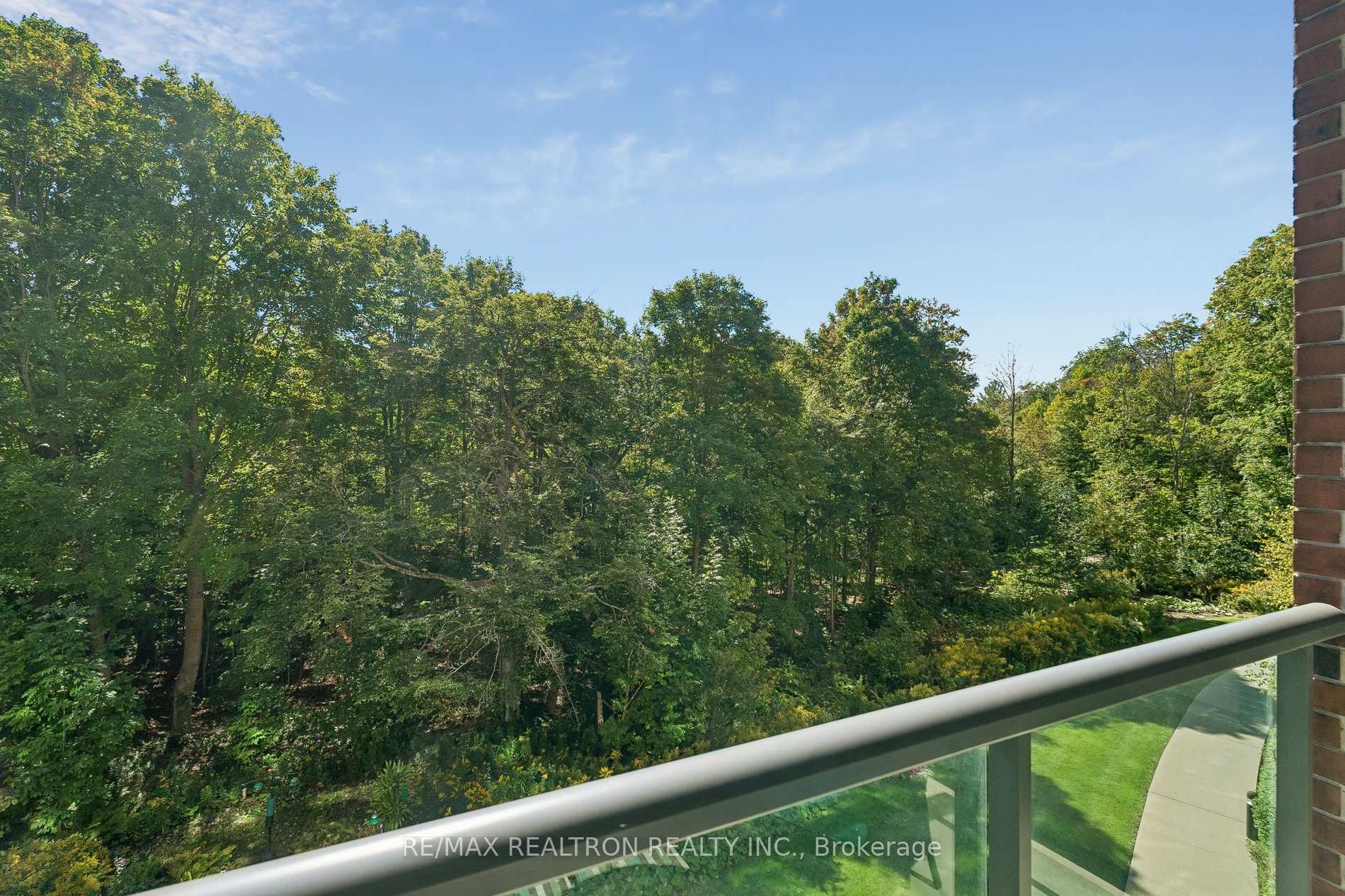 Photo 24 of Unit 208, 400 William Graham Road, Aurora, Rural Aurora — HOMEH
