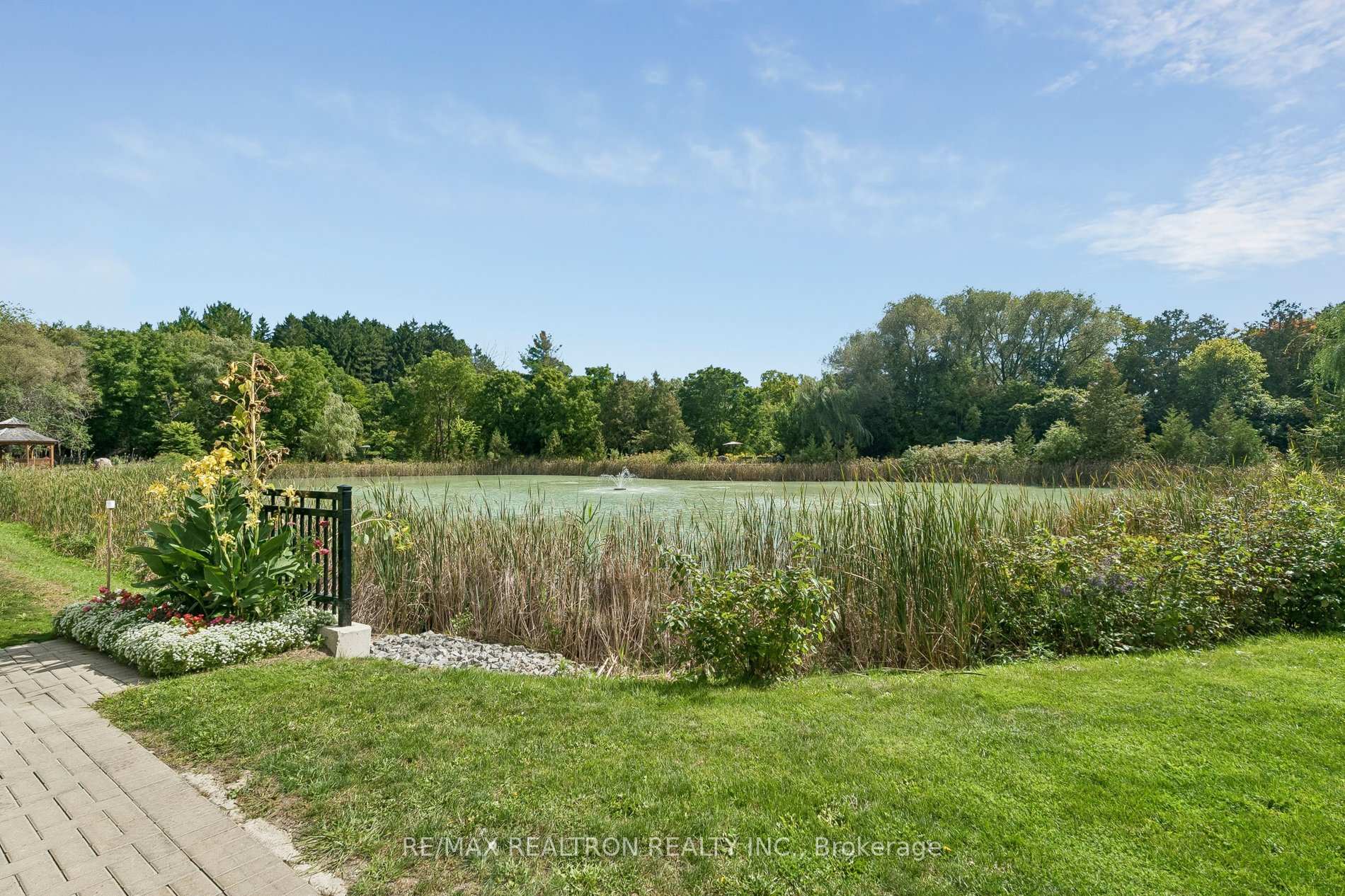 Photo 38 of Unit 208, 400 William Graham Road, Aurora, Rural Aurora — HOMEH