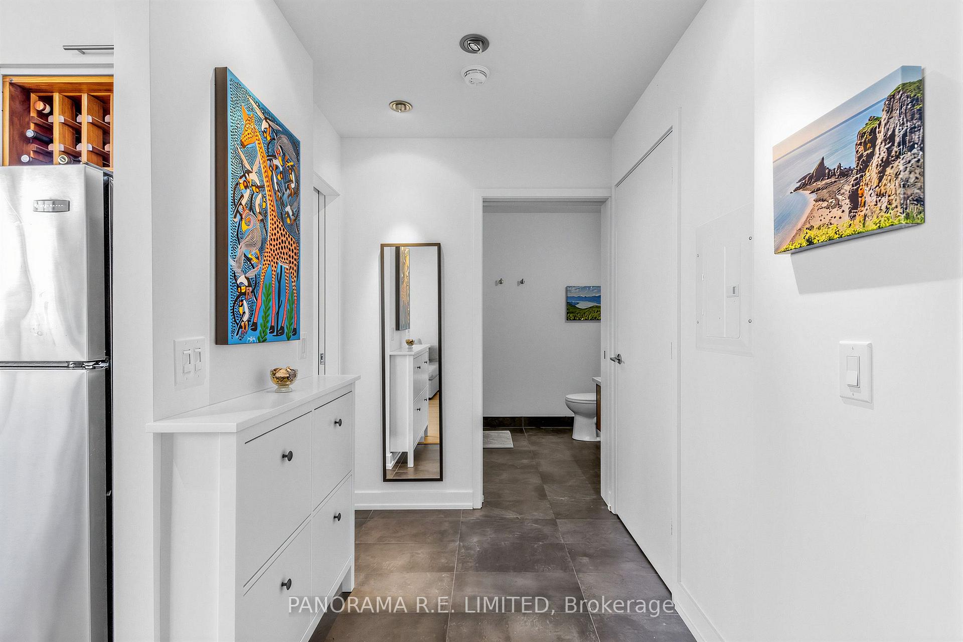 Photo 14 of Unit 1013, 60 Bathurst Street, Toronto, Niagara — HOMEH