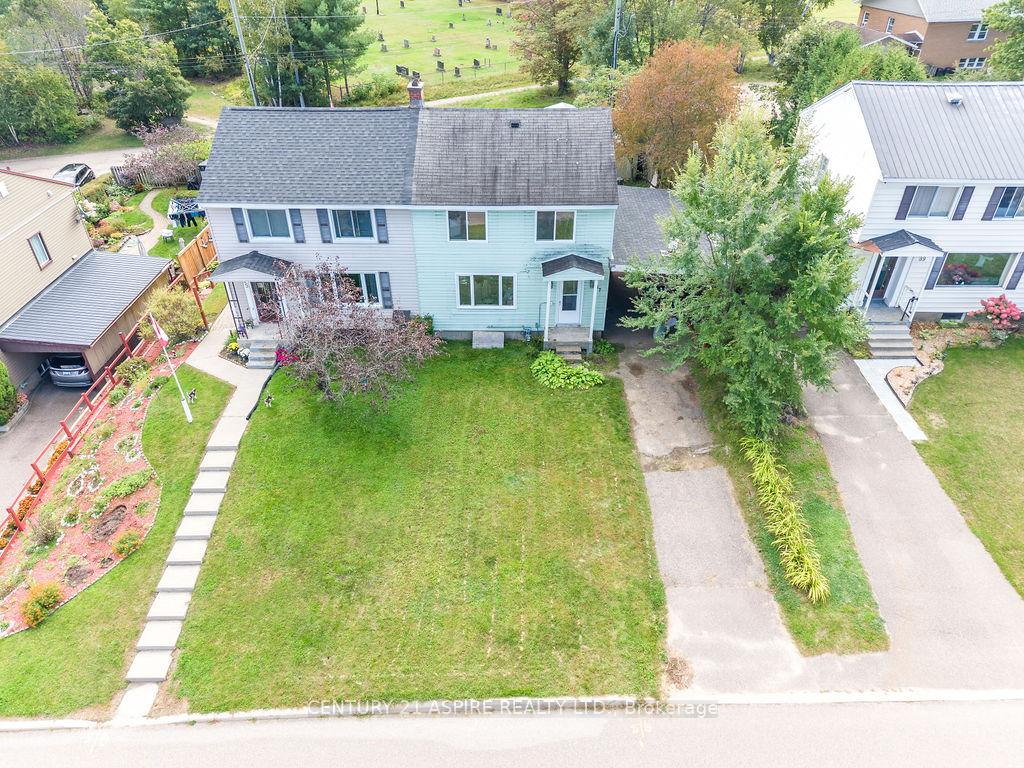 Photo 11 of 87 Algonquin St Street, Deep River, Deep River — HOMEH