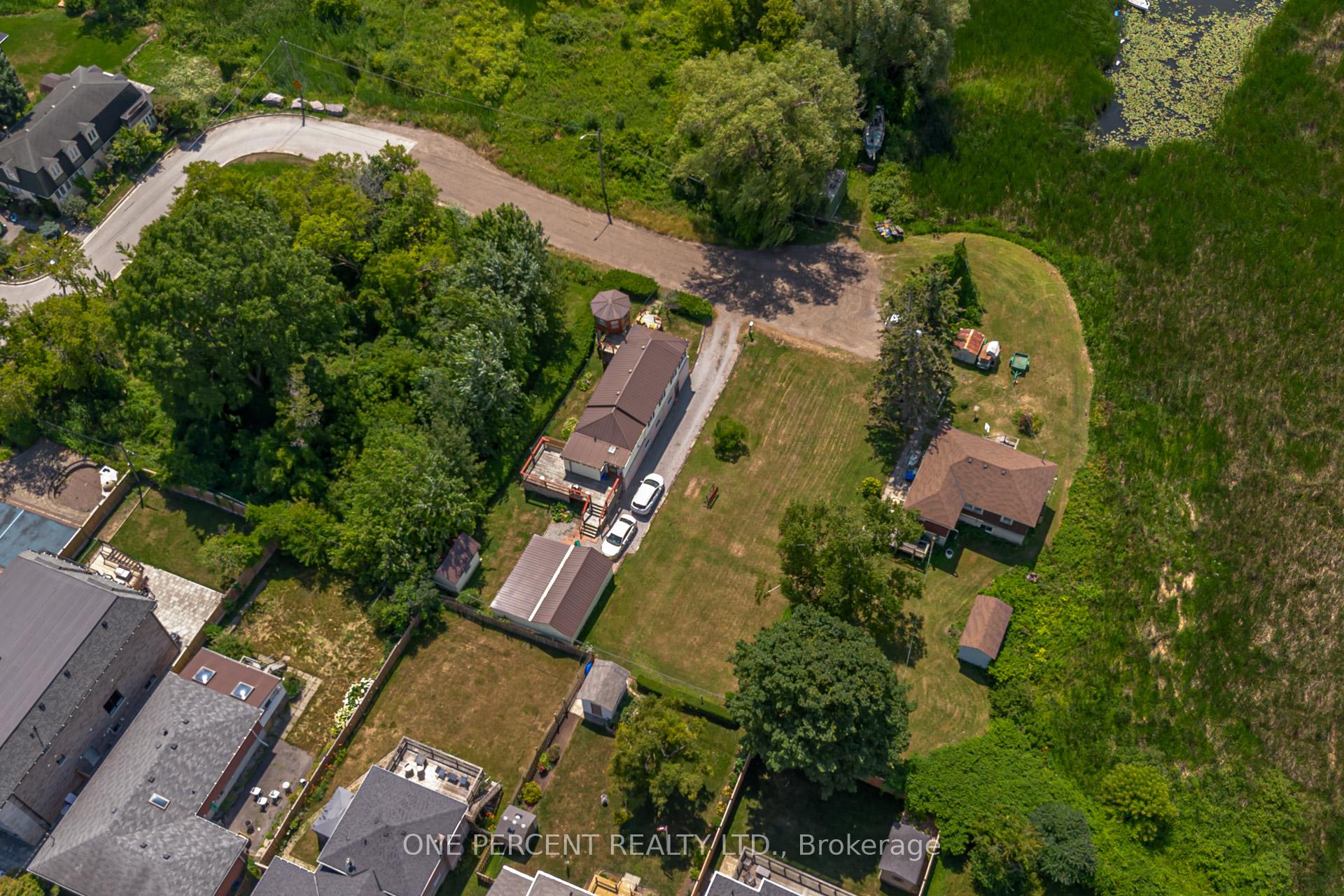 Photo 8 of 809 St. Martins Drive, Pickering, Bay Ridges — HOMEH