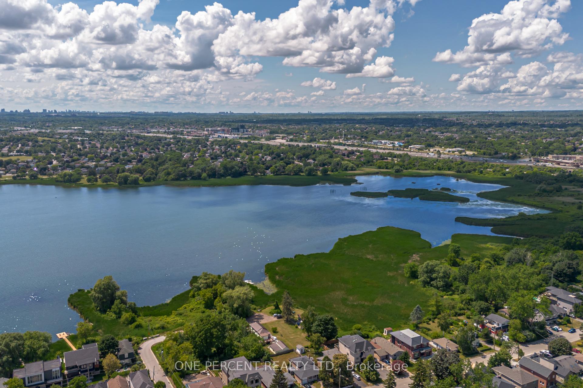 Photo 13 of 809 St. Martins Drive, Pickering, Bay Ridges — HOMEH