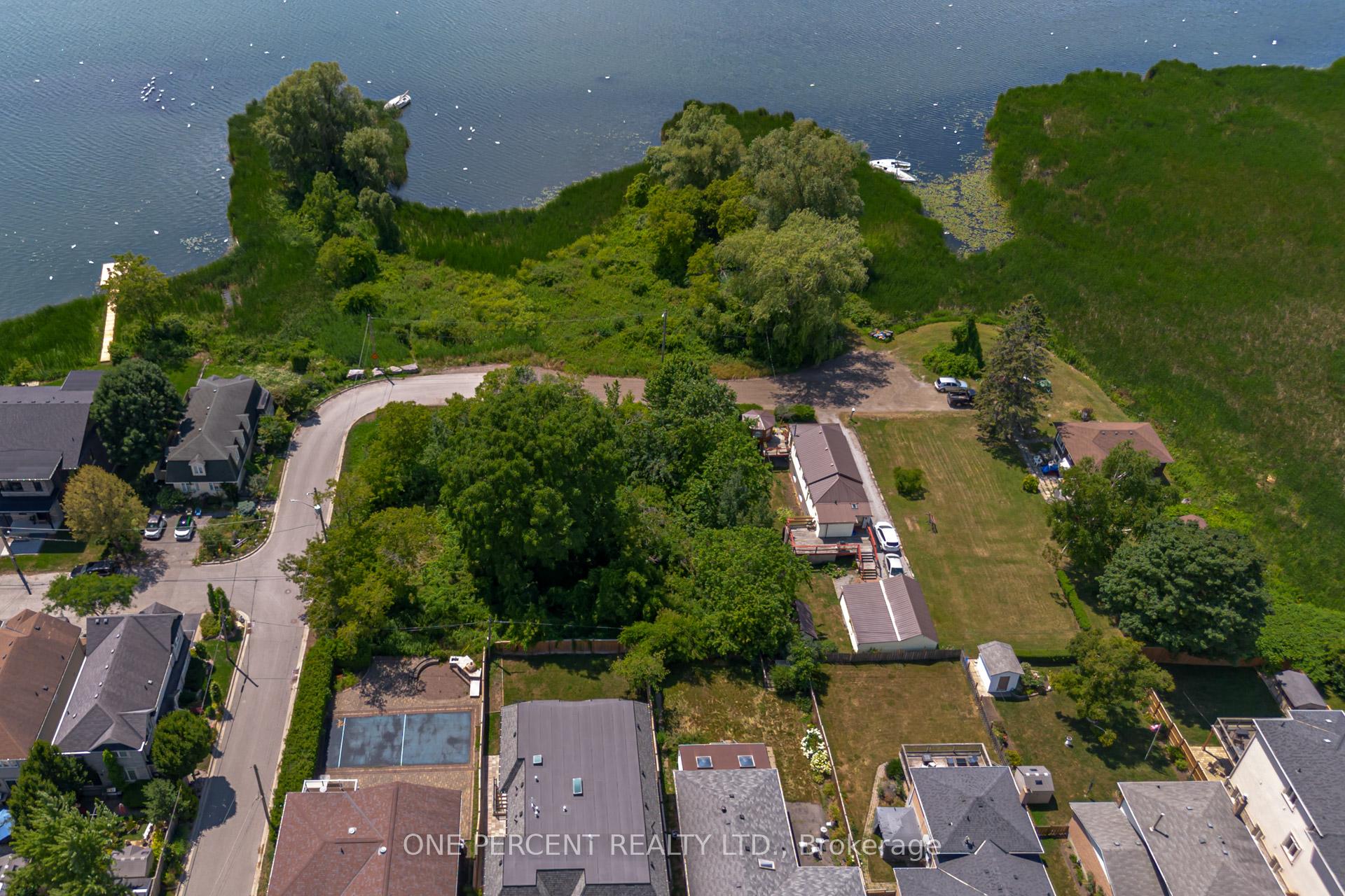 Photo 7 of 805 St. Martins Drive, Pickering, Bay Ridges — HOMEH
