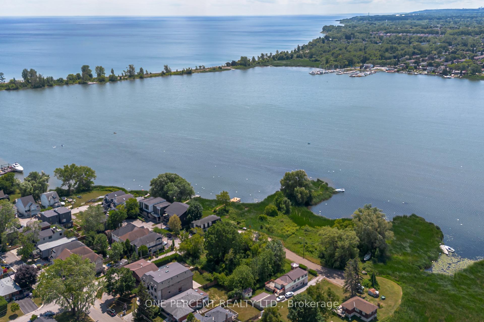 Photo 16 of 805 St. Martins Drive, Pickering, Bay Ridges — HOMEH