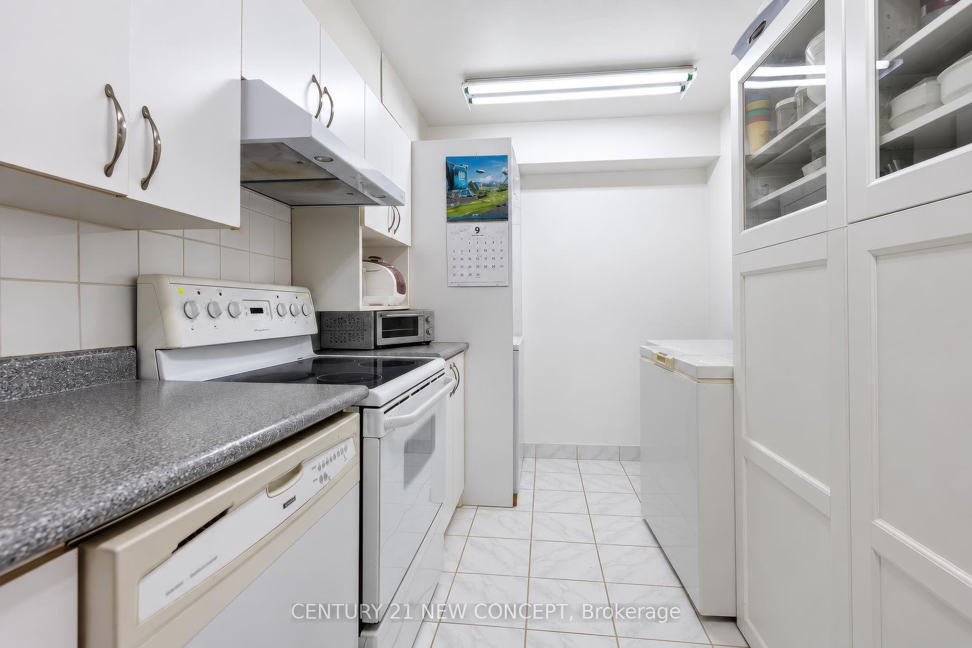 Photo 13 of Unit 606, 60 Inverlochy Boulevard, Markham, Royal Orchard — HOMEH