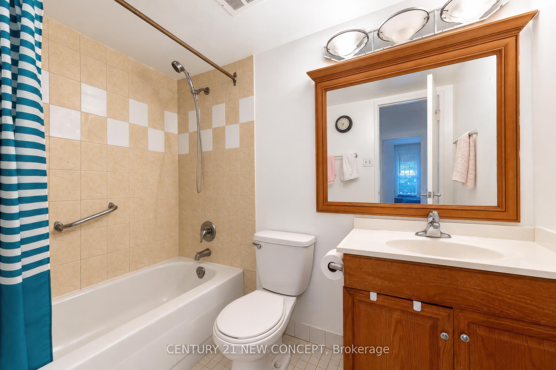 Photo 18 of Unit 606, 60 Inverlochy Boulevard, Markham, Royal Orchard — HOMEH