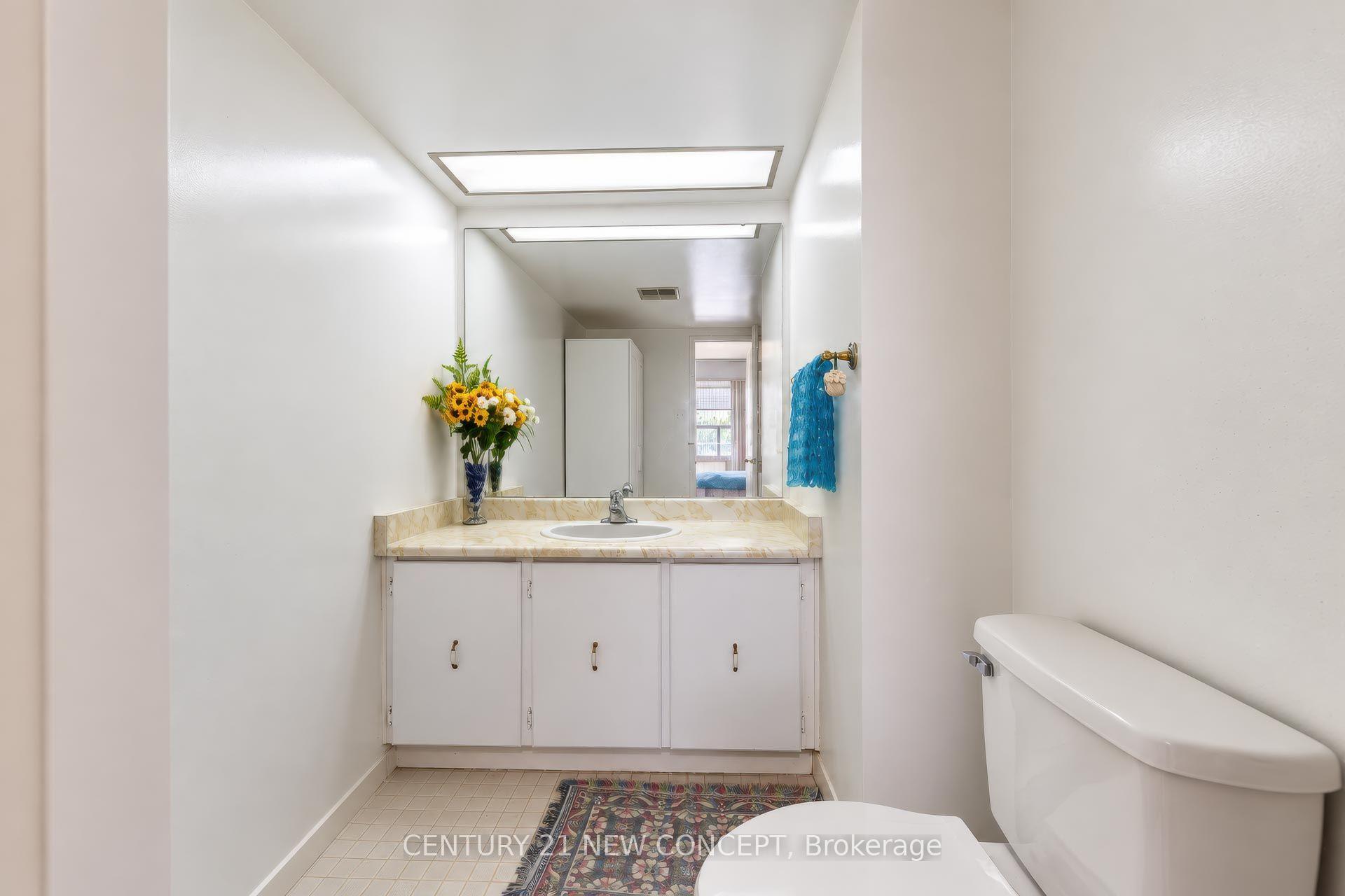 Photo 21 of Unit 606, 60 Inverlochy Boulevard, Markham, Royal Orchard — HOMEH