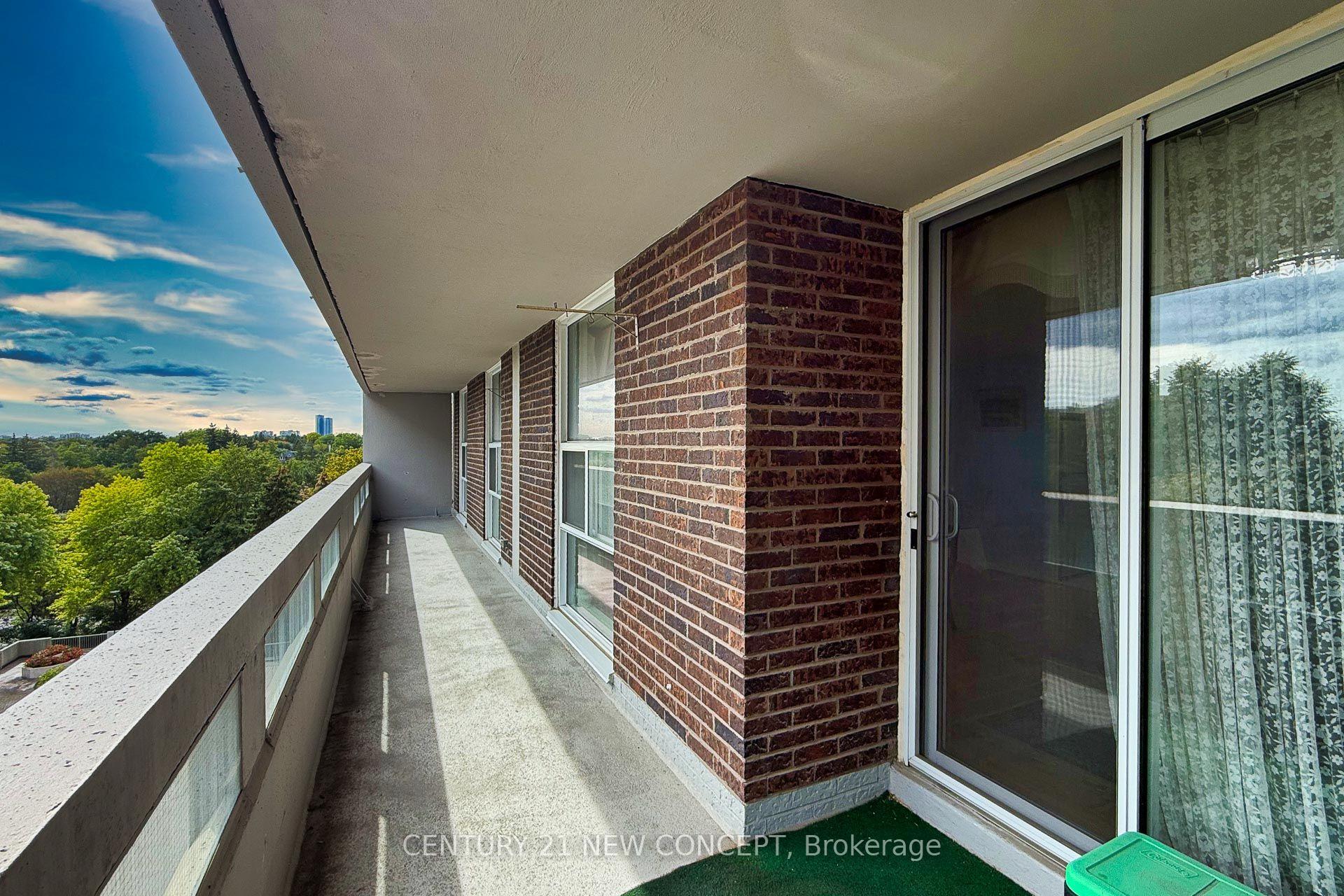 Photo 23 of Unit 606, 60 Inverlochy Boulevard, Markham, Royal Orchard — HOMEH