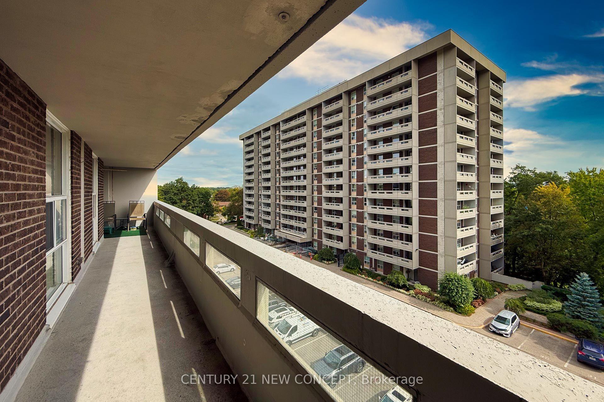 Photo 26 of Unit 606, 60 Inverlochy Boulevard, Markham, Royal Orchard — HOMEH