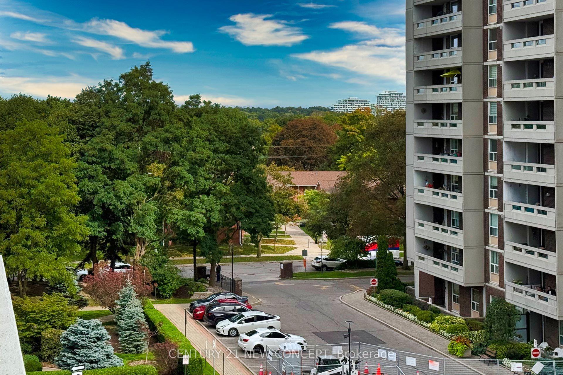 Photo 30 of Unit 606, 60 Inverlochy Boulevard, Markham, Royal Orchard — HOMEH