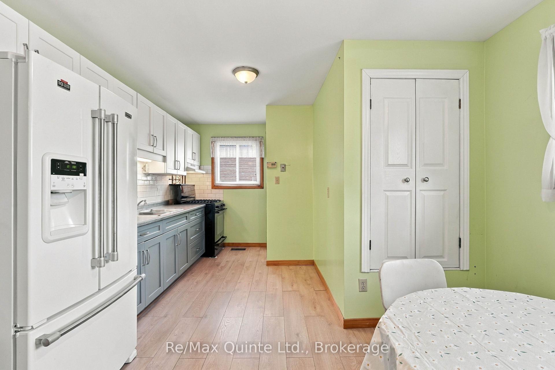 Photo 7 of 237 Byron Street, Quinte West, Trenton Ward — HOMEH