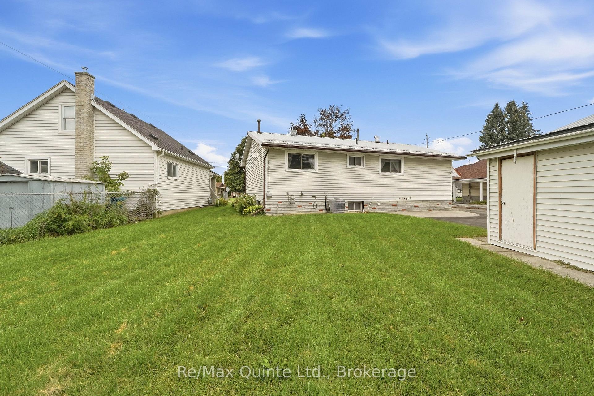 Photo 26 of 237 Byron Street, Quinte West, Trenton Ward — HOMEH