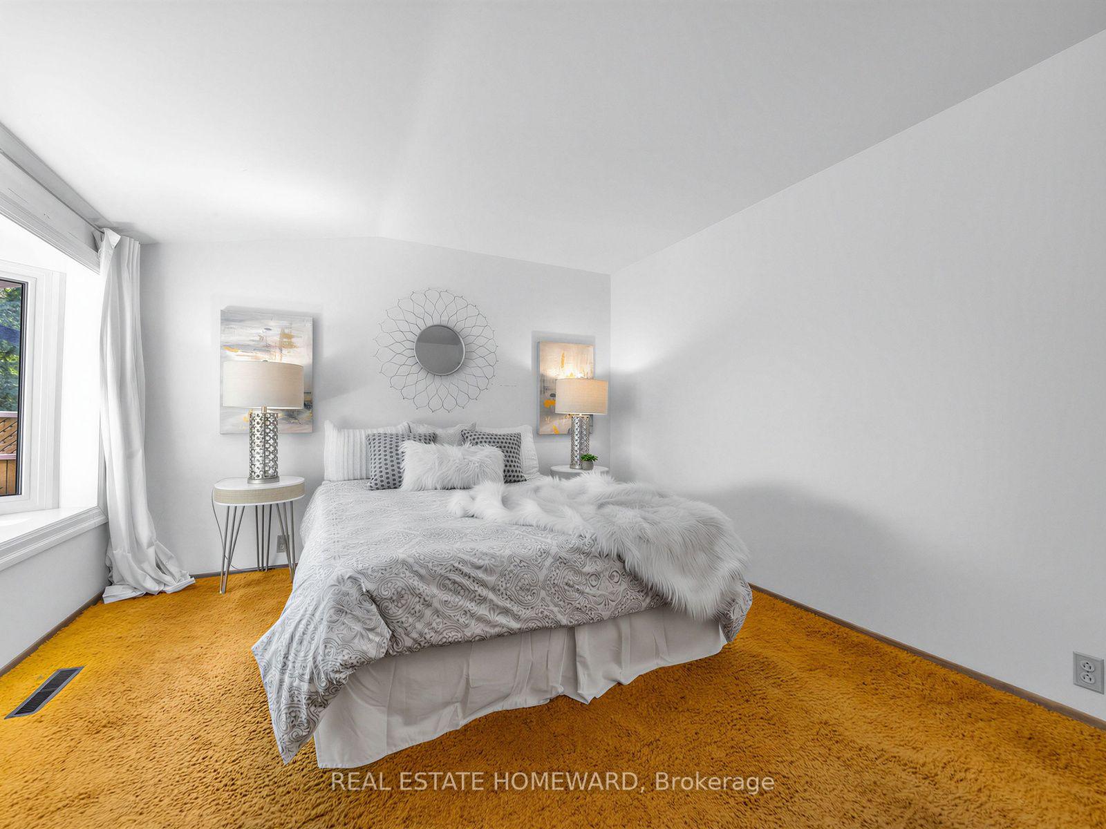 Photo 17 of 32 Highbrook Drive, Scarborough, Bendale — HOMEH