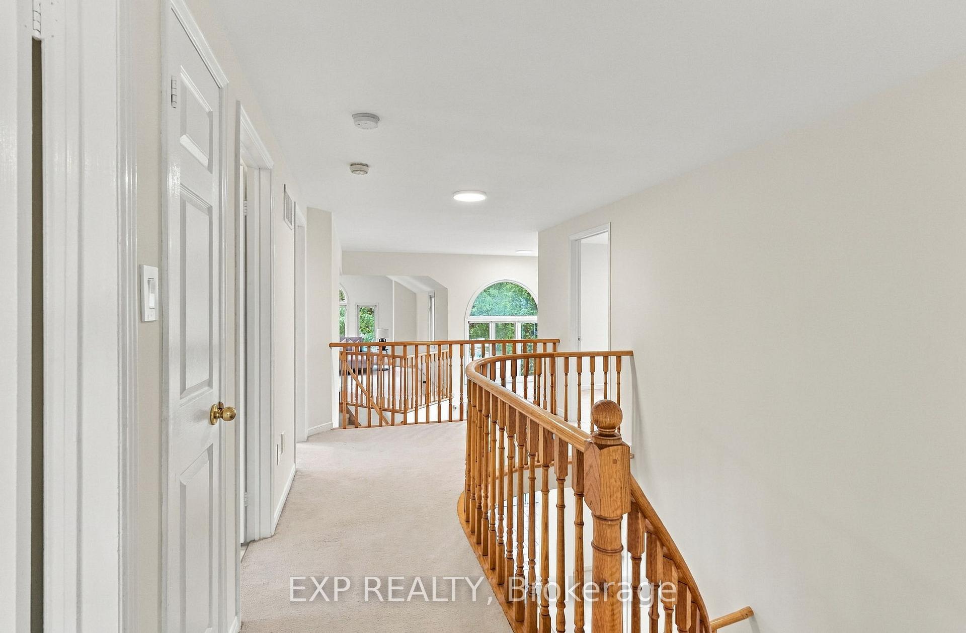Photo 12 of 56 Ingleborough Court, Markham, Unionville — HOMEH