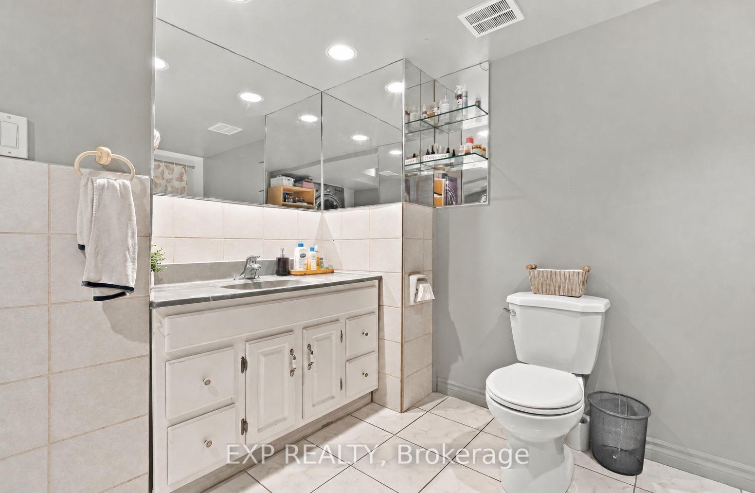 Photo 29 of 56 Ingleborough Court, Markham, Unionville — HOMEH