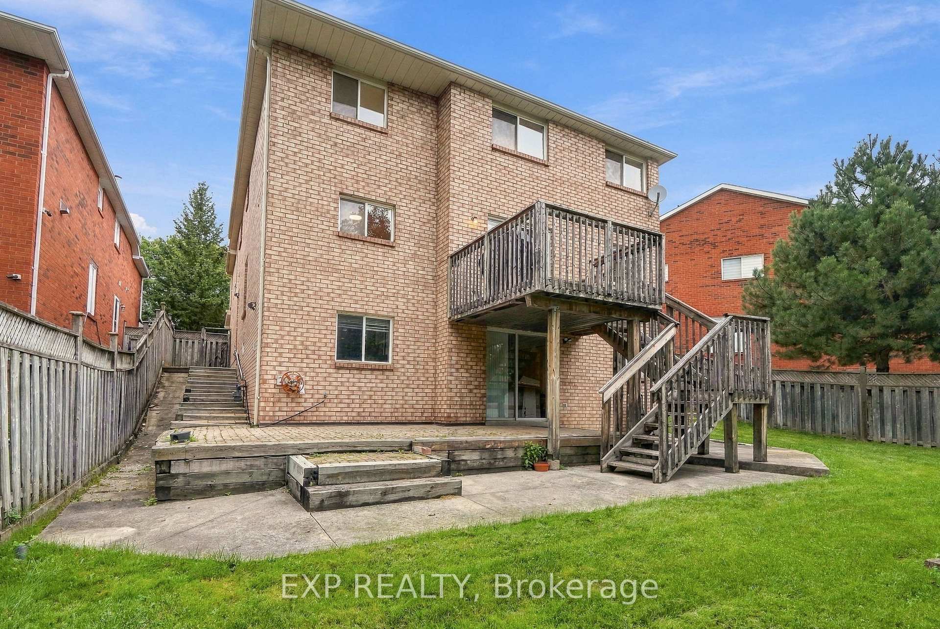 Photo 32 of 56 Ingleborough Court, Markham, Unionville — HOMEH