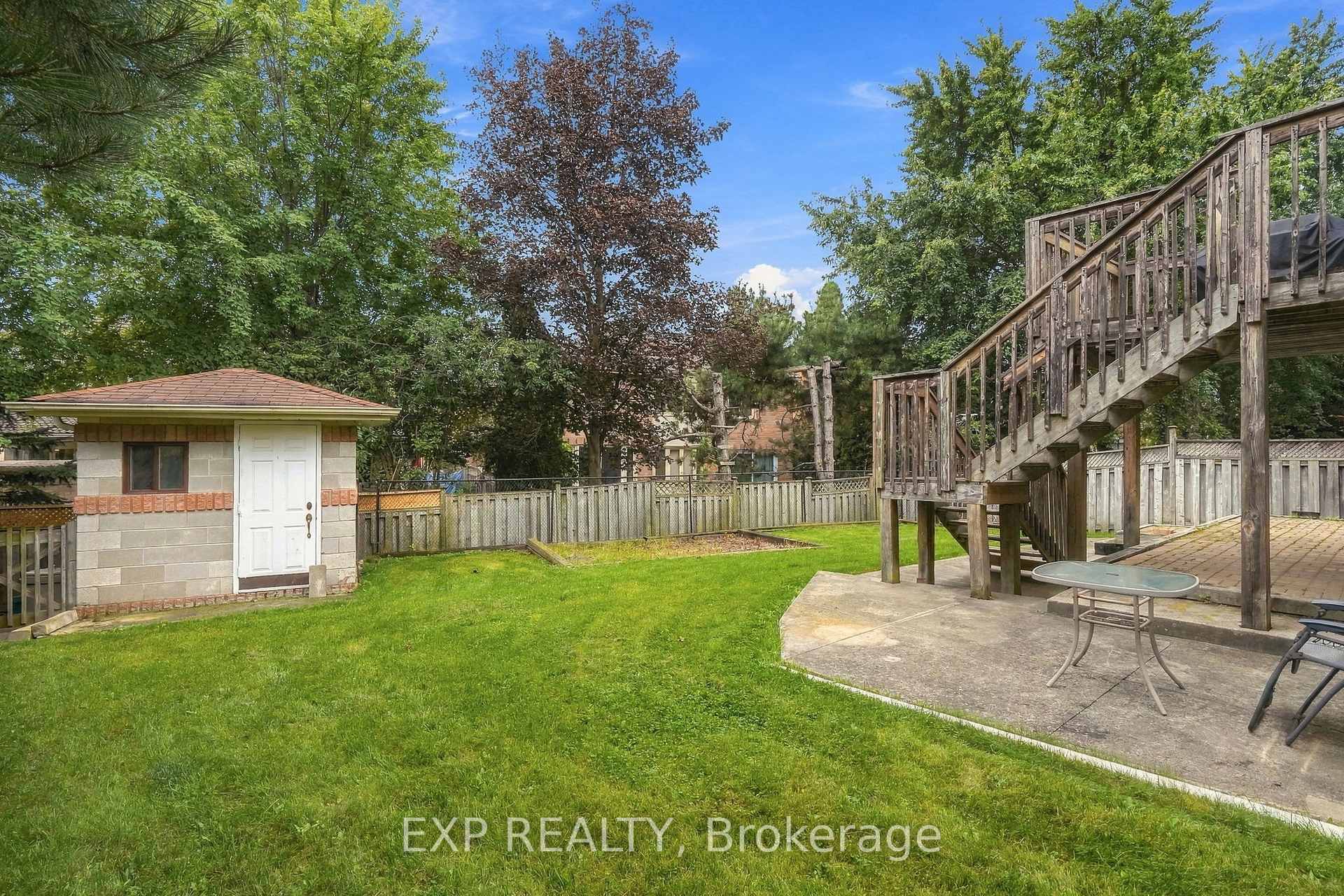 Photo 35 of 56 Ingleborough Court, Markham, Unionville — HOMEH