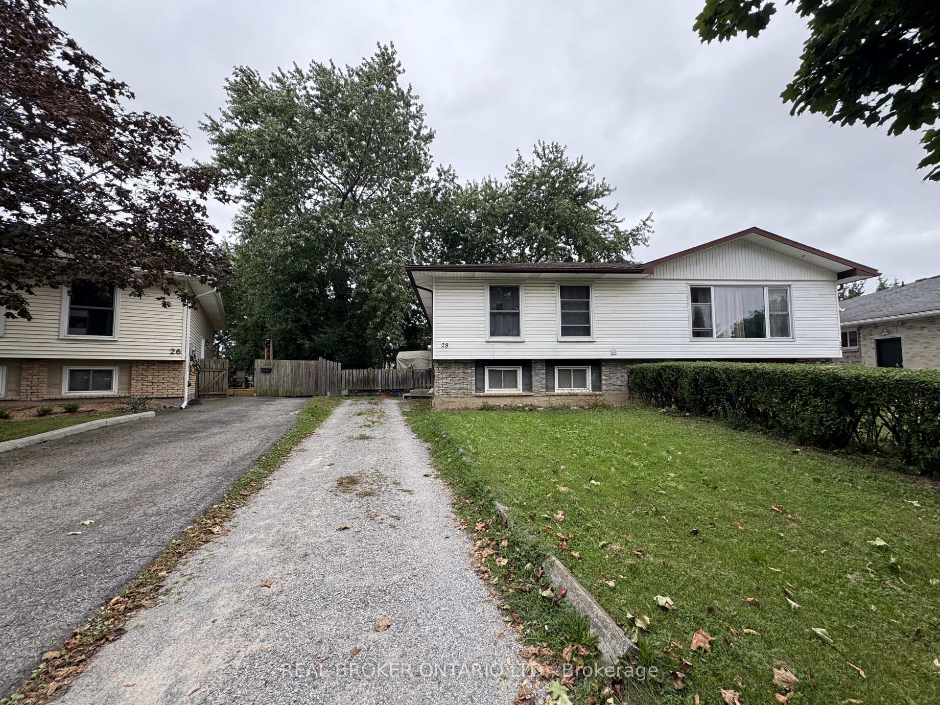 Photo 1 of 28 Tara Crescent, Thorold, Confederation Heights — HOMEH