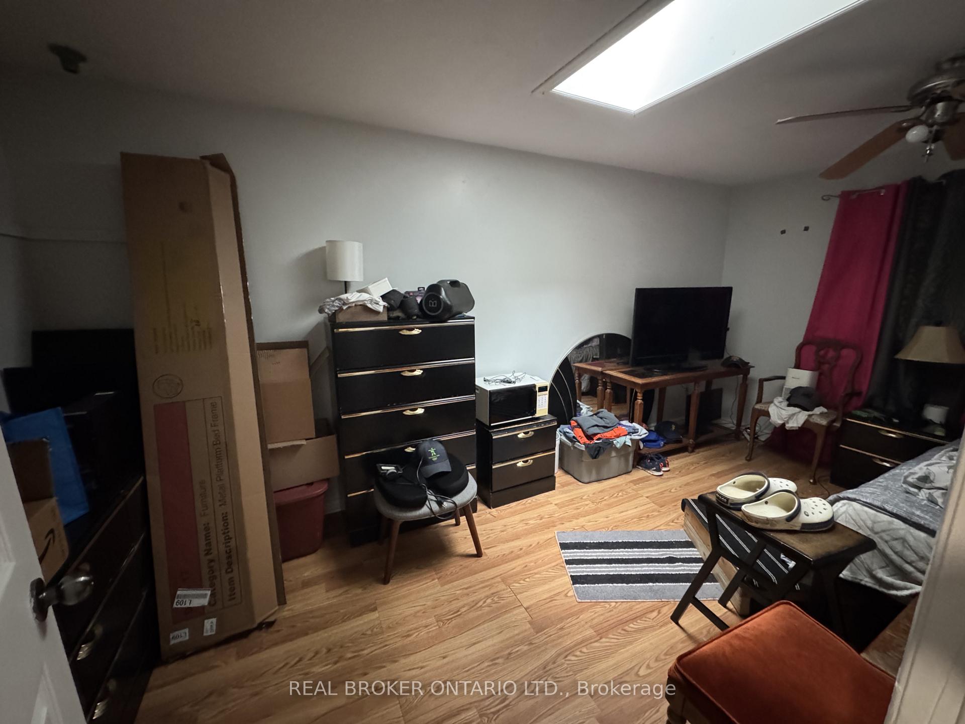 Photo 14 of 28 Tara Crescent, Thorold, Confederation Heights — HOMEH