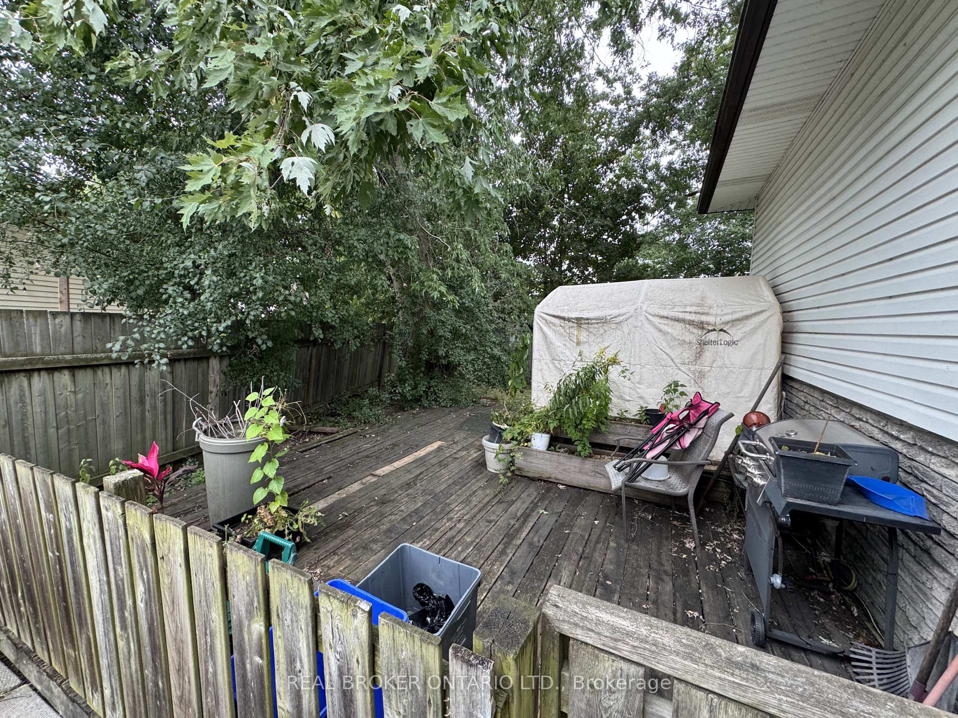 Photo 25 of 28 Tara Crescent, Thorold, Confederation Heights — HOMEH