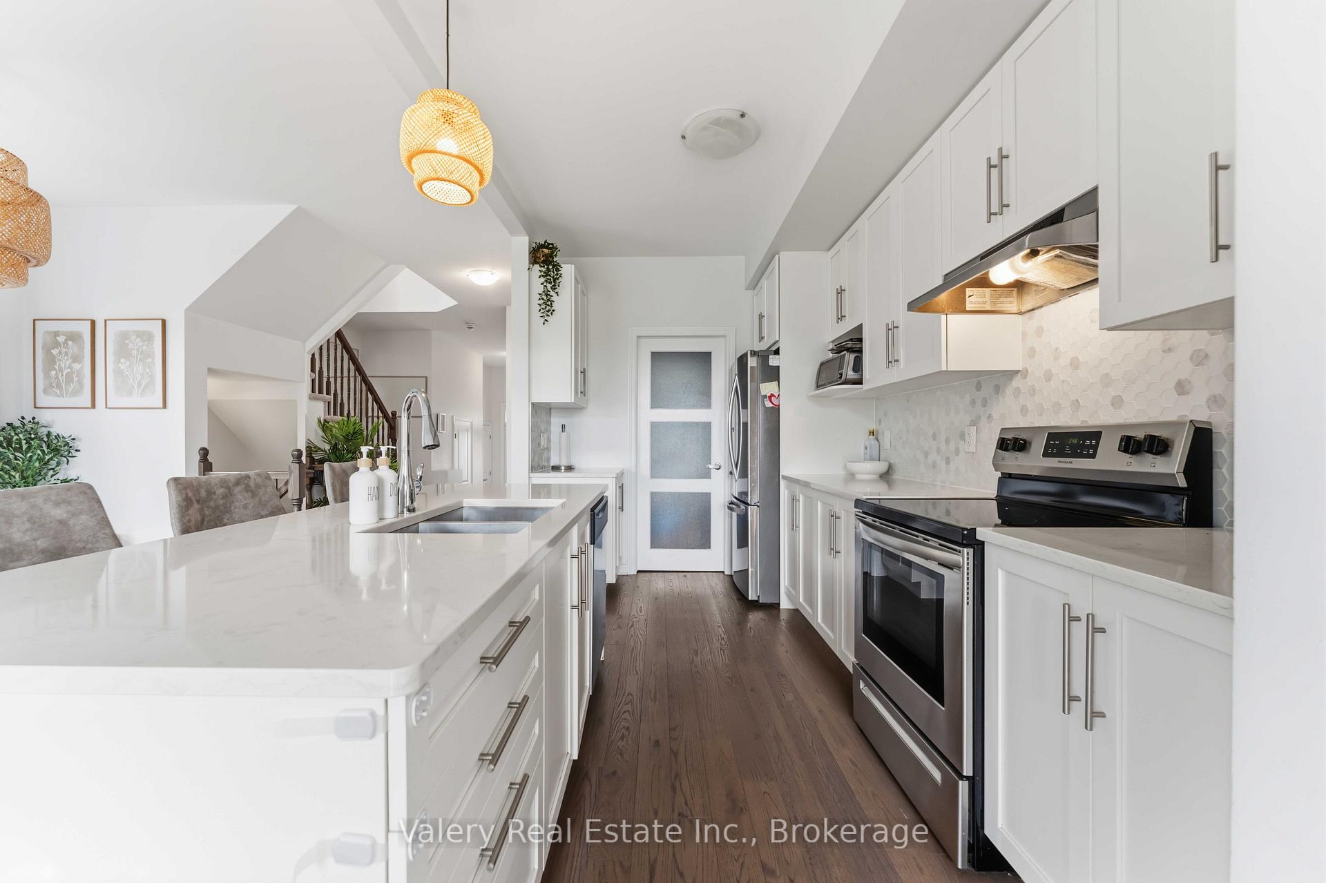 Photo 16 of 441 Fernside Street, Ottawa, Leitrim — HOMEH