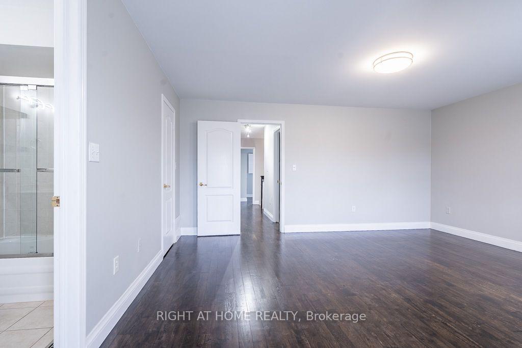 Photo 22 of 27 Panorama Way, Hamilton, Winona Park — HOMEH