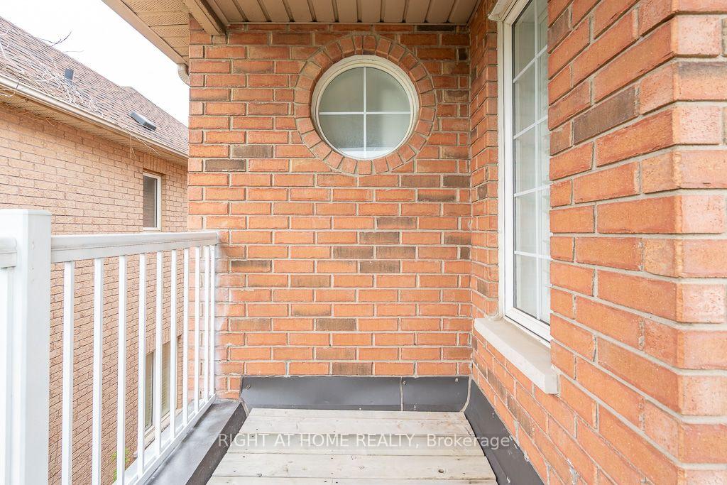Photo 25 of 27 Panorama Way, Hamilton, Winona Park — HOMEH