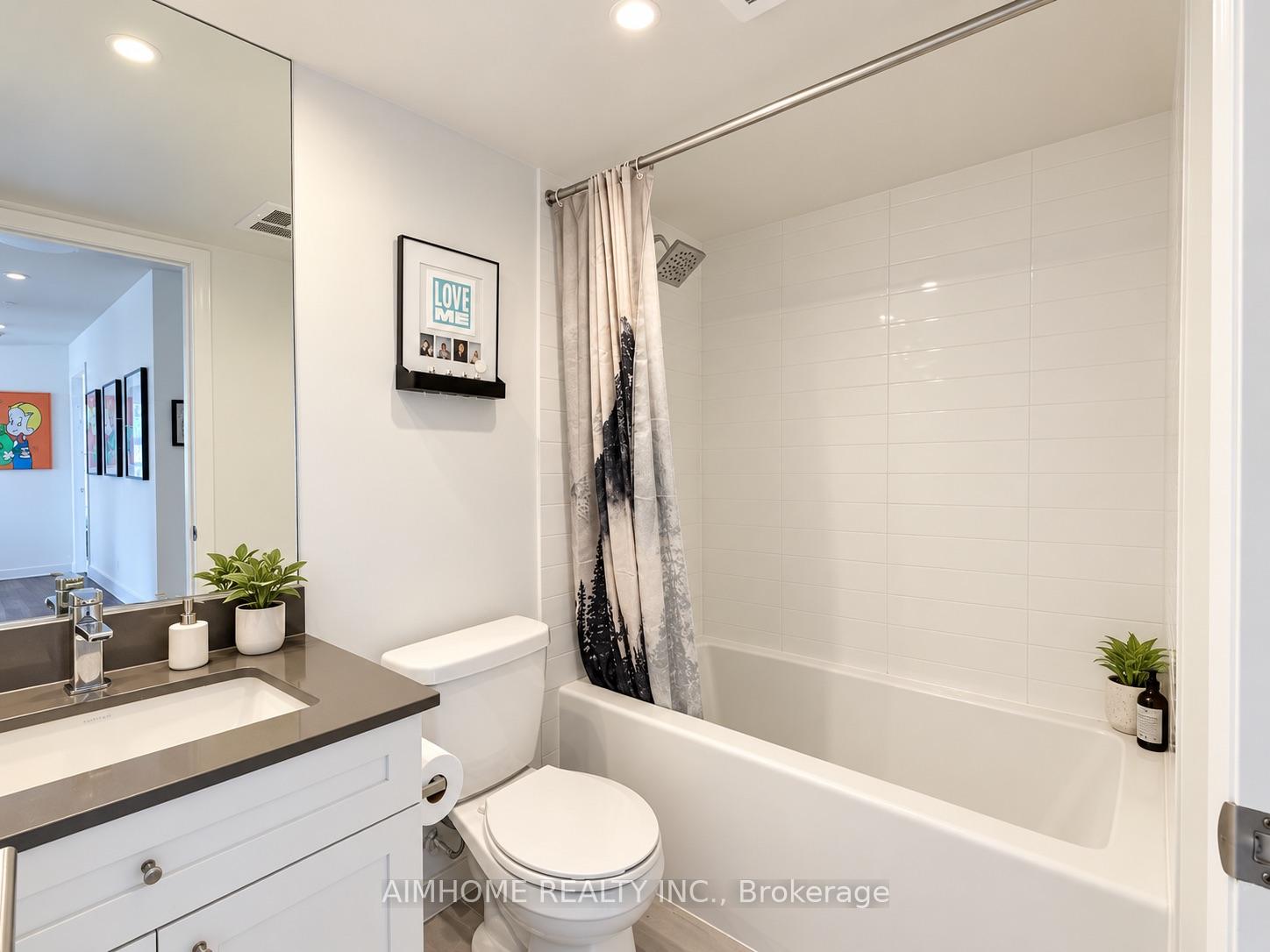 Photo 19 of Unit 706, 400 Adelaide Street E, Toronto, Moss Park — HOMEH