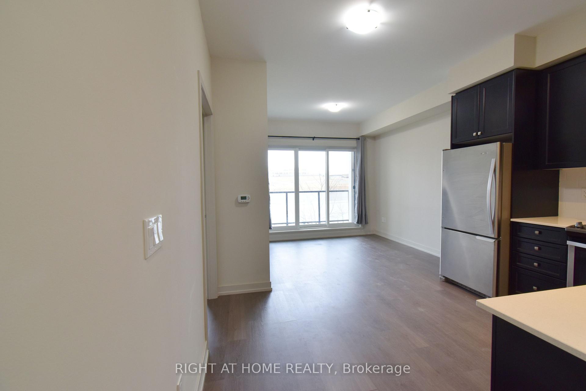 Photo 10 of Unit 217, 555 William Graham Drive, Aurora, Rural Aurora — HOMEH