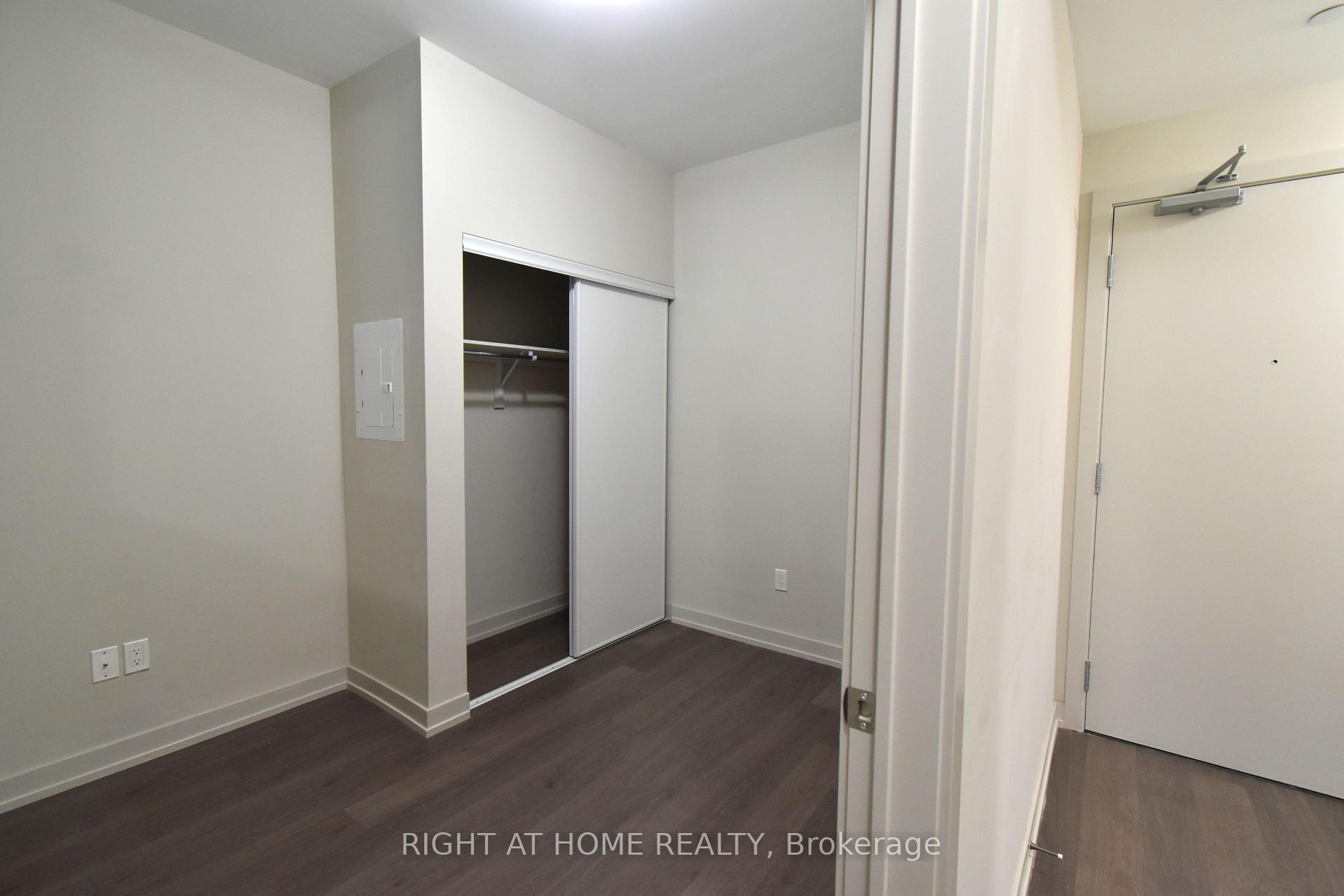Photo 14 of Unit 217, 555 William Graham Drive, Aurora, Rural Aurora — HOMEH