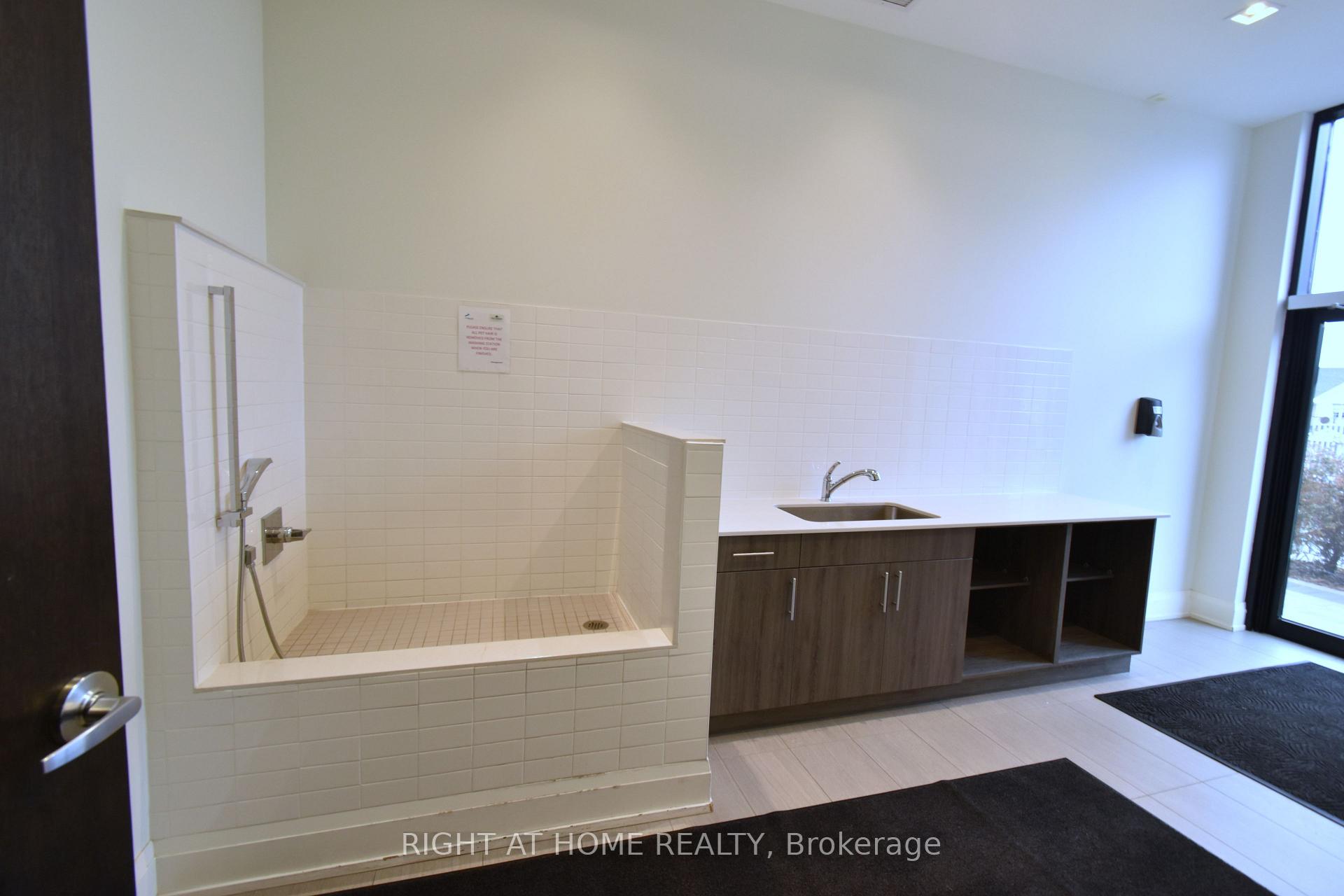 Photo 24 of Unit 217, 555 William Graham Drive, Aurora, Rural Aurora — HOMEH