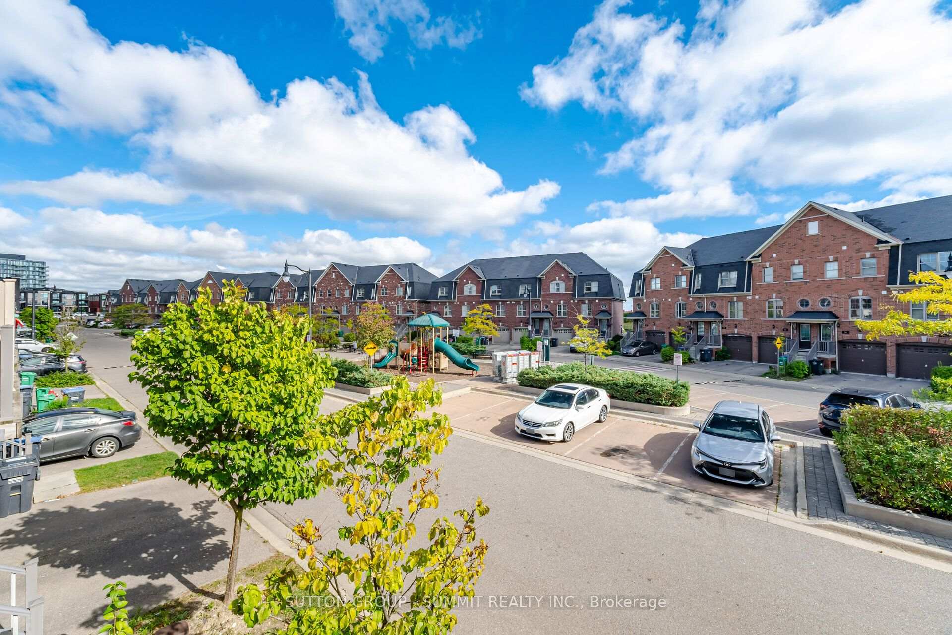 Photo 9 of 57 Battalion Road, Brampton, Northwest Brampton — HOMEH