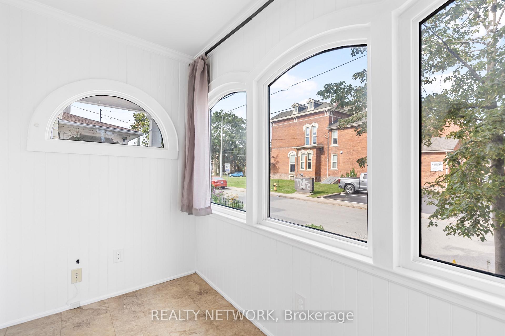 Photo 34 of 17 Gerrard Street, St. Catharines, Downtown — HOMEH