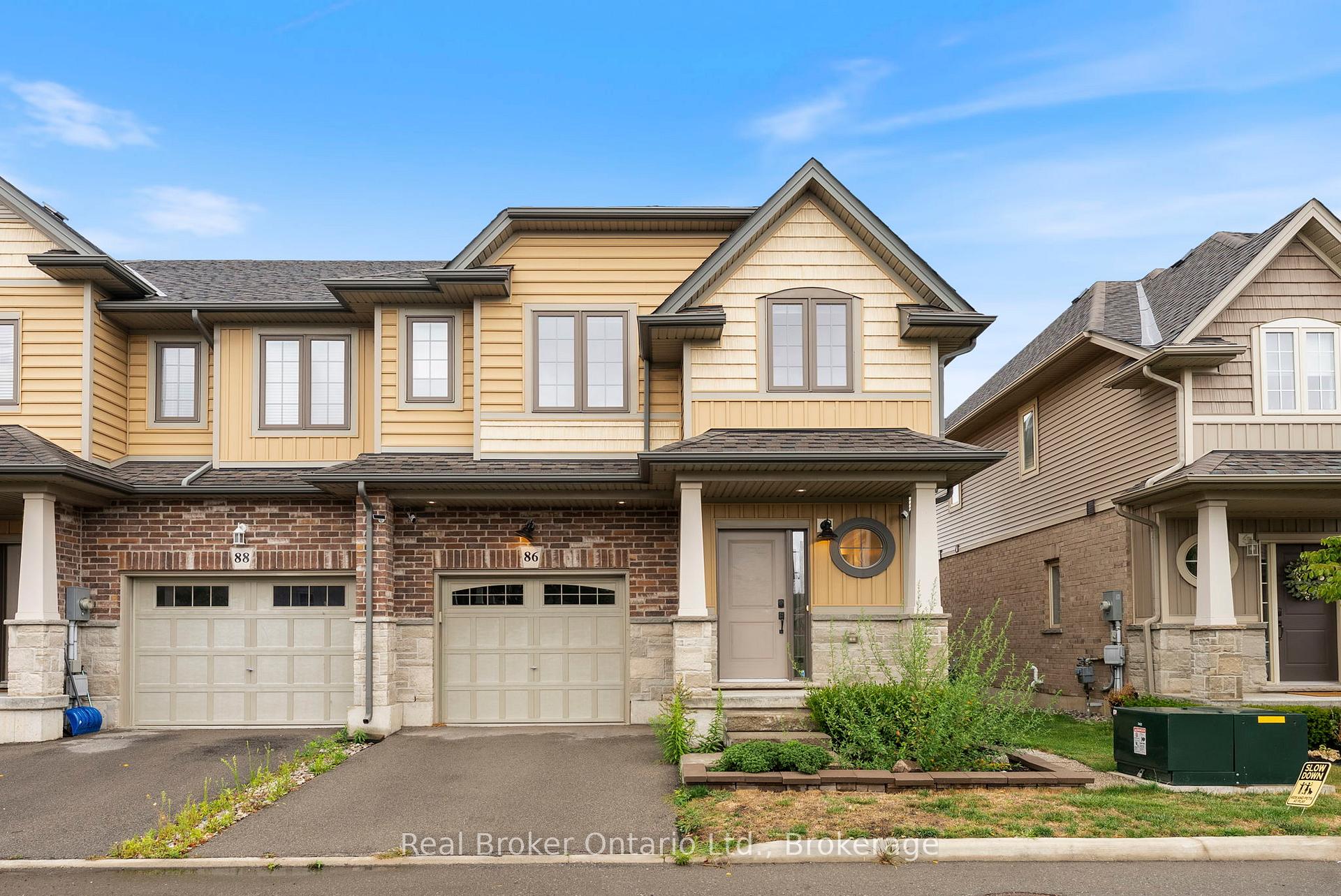 Photo 1 of 86 Dunrobin Lane, Grimsby, Grimsby Beach — HOMEH