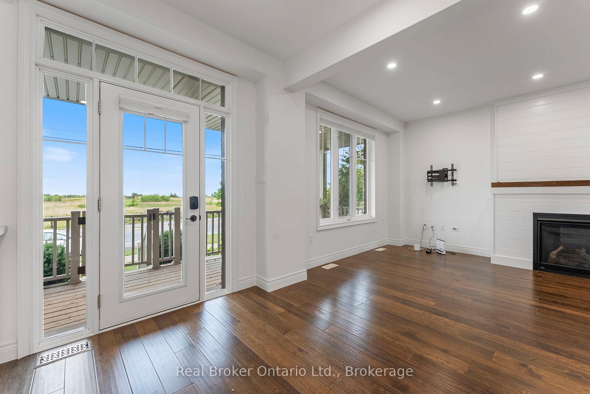 Photo 12 of 86 Dunrobin Lane, Grimsby, Grimsby Beach — HOMEH