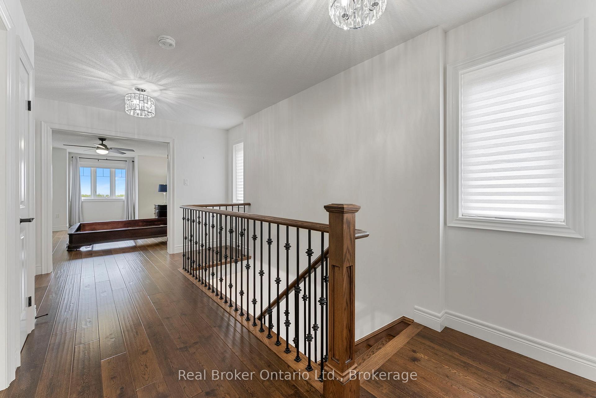 Photo 13 of 86 Dunrobin Lane, Grimsby, Grimsby Beach — HOMEH
