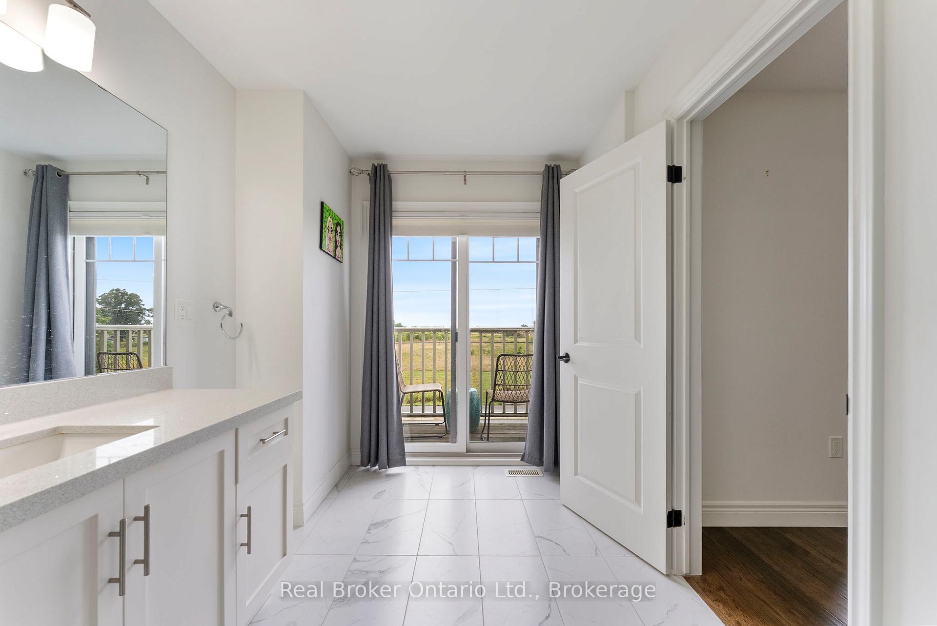 Photo 19 of 86 Dunrobin Lane, Grimsby, Grimsby Beach — HOMEH
