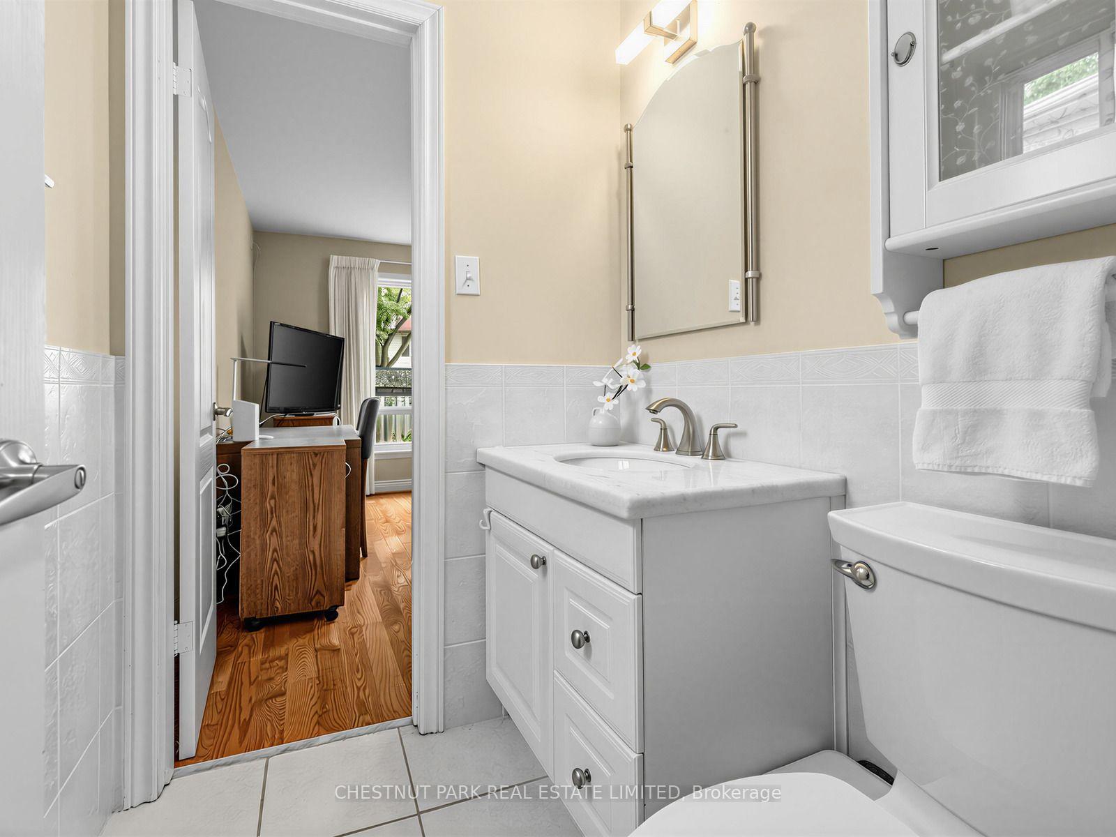 Photo 26 of 11 Doubletree Road, North York, Pleasant View — HOMEH