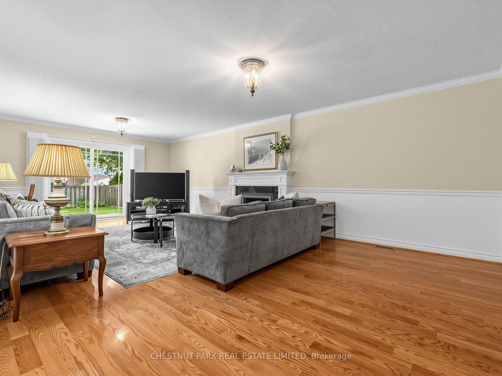 Photo 27 of 11 Doubletree Road, North York, Pleasant View — HOMEH