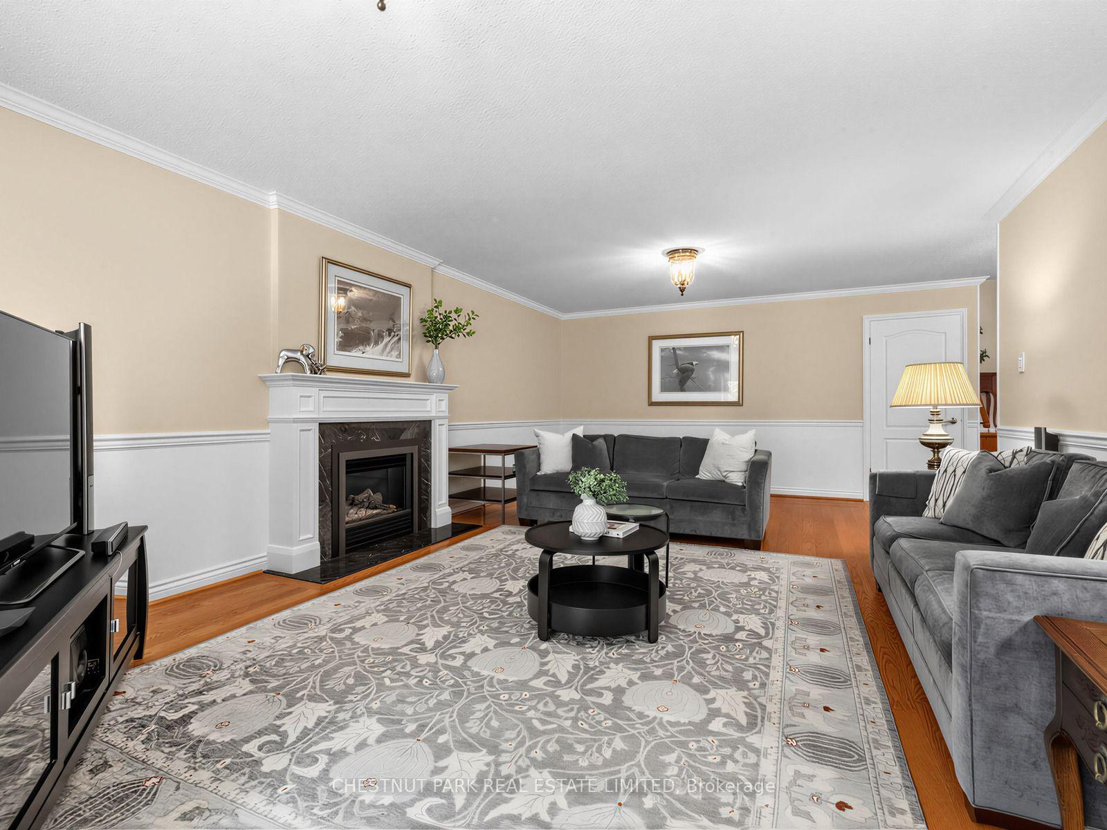 Photo 30 of 11 Doubletree Road, North York, Pleasant View — HOMEH