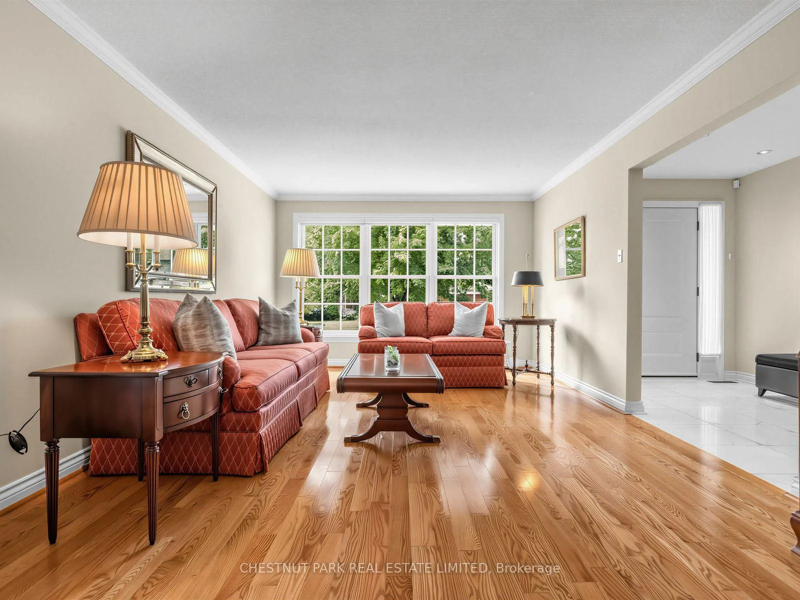 Photo 5 of 11 Doubletree Road, North York, Pleasant View — HOMEH