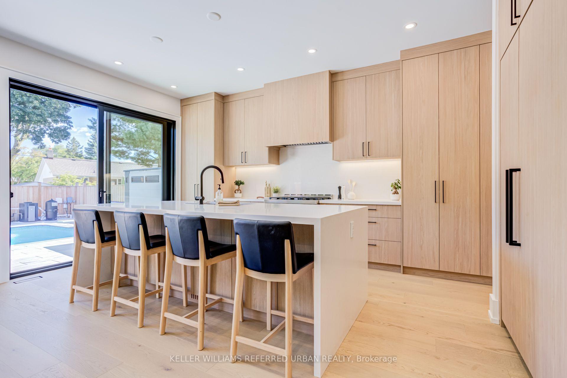 Photo 13 of 5 Bradbury Crescent, Etobicoke, Eringate-Centennial-West Deane — HOMEH