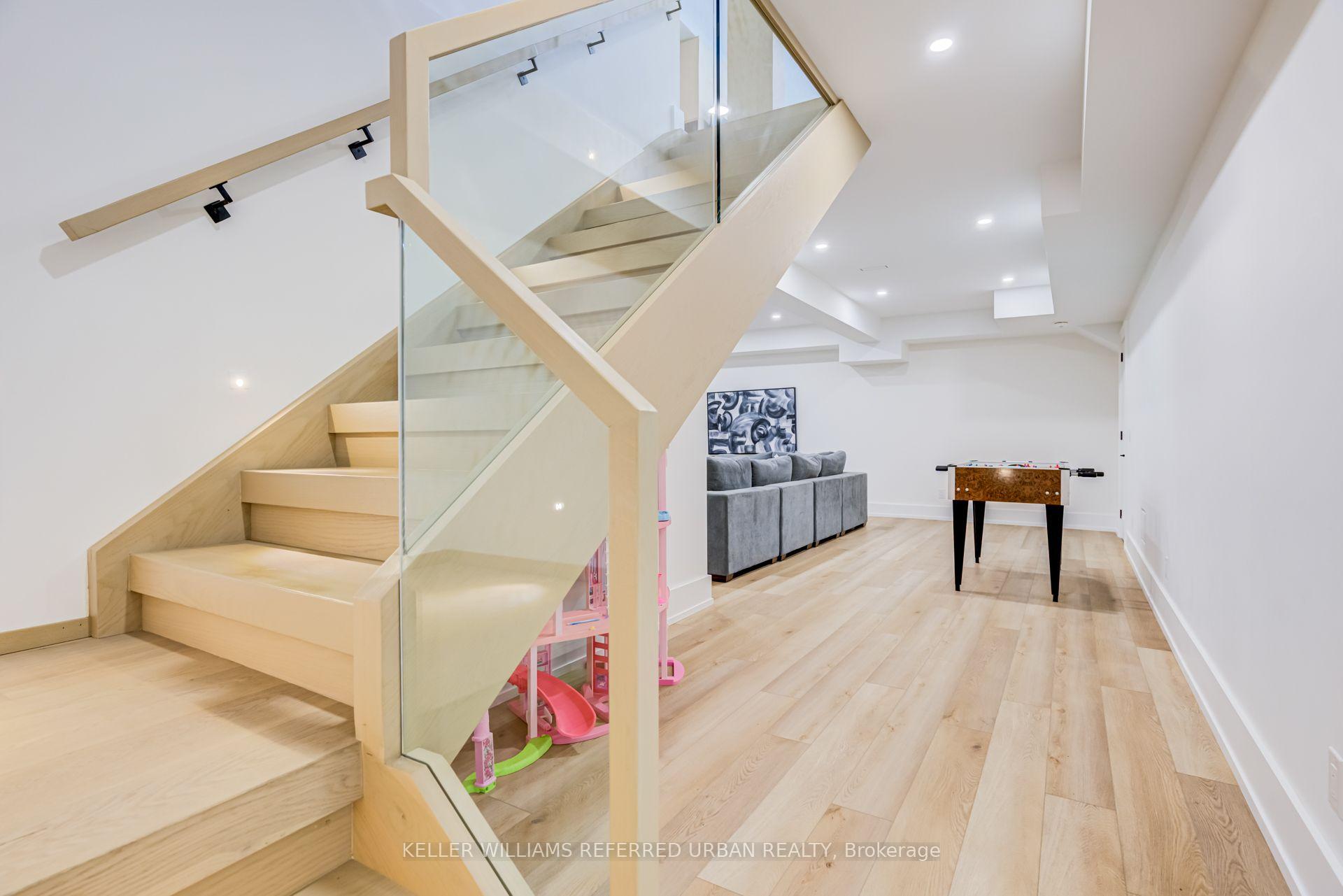 Photo 37 of 5 Bradbury Crescent, Etobicoke, Eringate-Centennial-West Deane — HOMEH