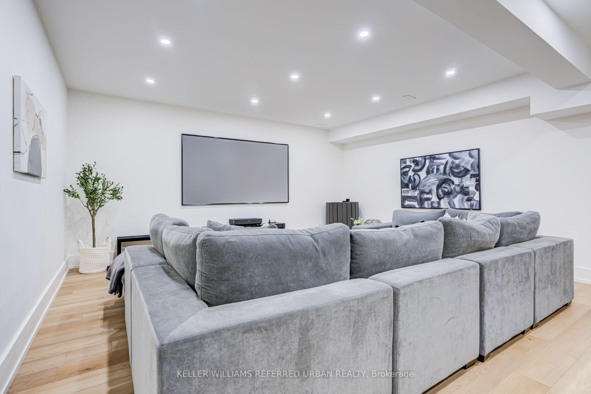 Photo 40 of 5 Bradbury Crescent, Etobicoke, Eringate-Centennial-West Deane — HOMEH
