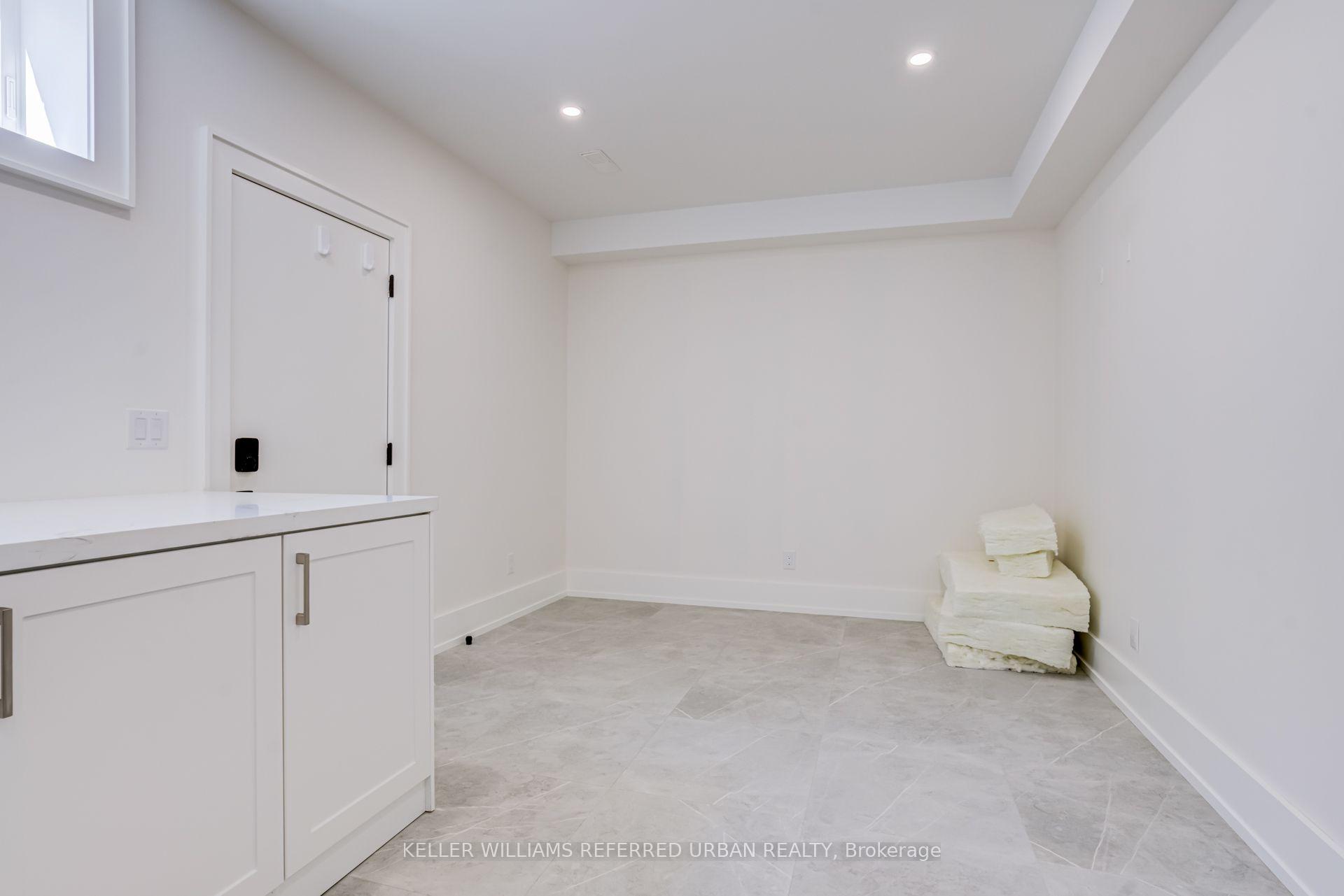 Photo 42 of 5 Bradbury Crescent, Etobicoke, Eringate-Centennial-West Deane — HOMEH