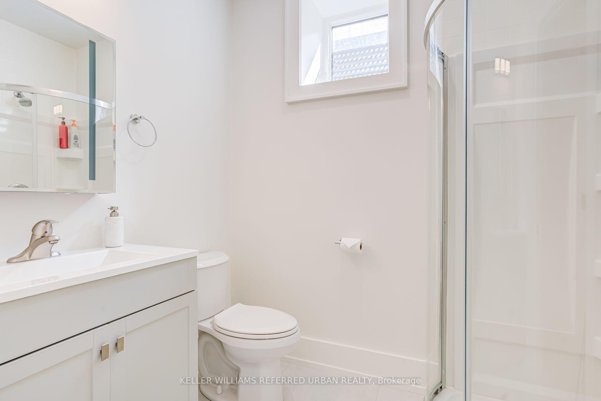Photo 46 of 5 Bradbury Crescent, Etobicoke, Eringate-Centennial-West Deane — HOMEH